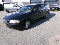 Zwart Gebruikt 2005 Volvo V70 Momentum Stationwagen | € 750 (Super prijs)