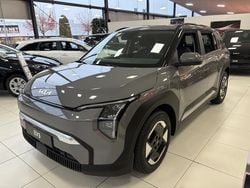 Grijs Gebruikt 2024 Kia EV3 Plus SUV | € 36.550 (Super prijs)