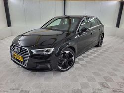 Zwart (metallic) Gebruikt 2016 Audi A3 Sportback e-tron S-Line Hatchback | € 11.295 (Eerlijke prijs)