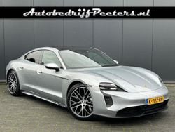 Grijs Gebruikt 2020 Porsche Taycan 4S Performance Package Sedan | € 52.950