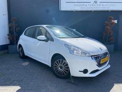 Wit Gebruikt 2013 Peugeot 208 Active Hatchback | € 5.950 (Duur)