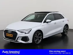 Wit Gebruikt 2022 Audi A3 Sportback S-Line Hatchback | € 33.895 (Iets duurder)