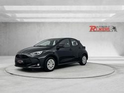 Zwart Gebruikt 2024 Mazda 2 Center-Line Hatchback | € 19.999 (Goede deal)