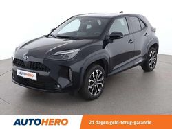 Zwart Gebruikt 2021 Toyota Yaris Cross Trend SUV | € 23.649 (Goede deal)