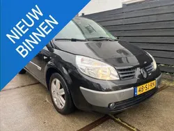 Zwart Gebruikt 2006 Renault Scénic II Expression MPV | € 2.450 (Goede deal)