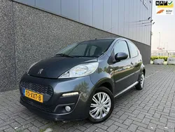 Grijs Gebruikt 2012 Peugeot 107 Active Hatchback | € 4.750 (Eerlijke prijs)