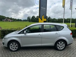Grijs Gebruikt 2011 Seat Altea XL Style MPV | € 5.650 (Eerlijke prijs)