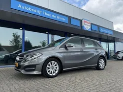 Grijs Gebruikt 2017 Mercedes B180 Prestige MPV | € 18.495 (Eerlijke prijs)