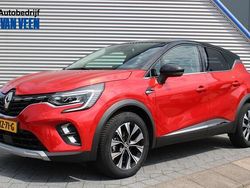 Rood, metallic lak Gebruikt 2024 Renault Captur Intens SUV | € 22.445 (Eerlijke prijs)