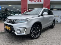 Grijs Gebruikt 2021 Suzuki Vitara Style SUV | € 20.900 (Goede deal)