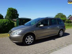 Grijs Gebruikt 2004 Peugeot 307 Stationwagen | € 1.250 (Eerlijke prijs)