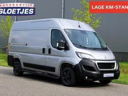 Grijs Gebruikt 2022 Peugeot Boxer Van | € 21.450 (Eerlijke prijs)