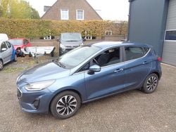 Blauw Gebruikt 2022 Ford Fiesta Titanium Hatchback | € 13.995
