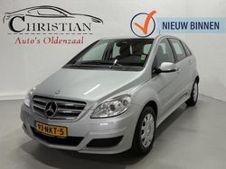 Grijs Gebruikt 2010 Mercedes B160 MPV | € 5.499 (Eerlijke prijs)