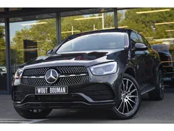 Grijs, metallic lak Gebruikt 2020 Mercedes GLC300 AMG Coupé | € 52.900 (Iets duurder)