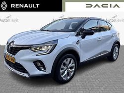 Wit (metallic) Gebruikt 2020 Renault Captur Intens SUV | € 20.950 (Eerlijke prijs)