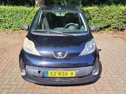 Zwart Gebruikt 2011 Peugeot 107 Hatchback | € 1.950 (Eerlijke prijs)