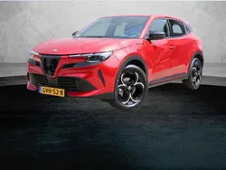 Rood Gebruikt 2024 Alfa Romeo Junior Edizione Speciale SUV | € 33.920 (Iets duurder)