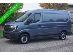 Blauw Nieuw 2024 Renault Master Van | € 36.850 (Eerlijke prijs)