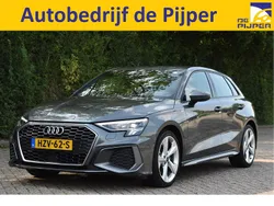Grijs Gebruikt 2024 Audi A3 Edition .1 Hatchback | € 37.955 (Iets duurder)