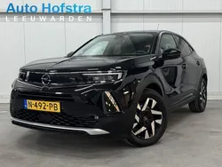 Zwart, metallic lak Gebruikt 2021 Opel Mokka-e Business Elegance SUV | € 16.350 (Iets duurder)