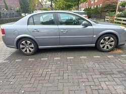 Grijs Gebruikt 2008 Opel Vectra Executive Sedan | € 2.150 (Eerlijke prijs)