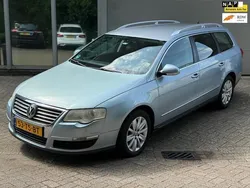 Blauw, metallic lak Gebruikt 2007 VW Passat Highline Stationwagen | € 2.449 (Eerlijke prijs)