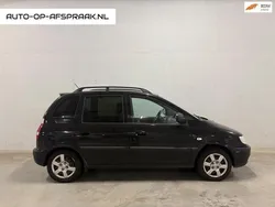 Zwart, metallic lak Gebruikt 2008 Hyundai Matrix Active MPV | € 1.488 (Goede deal)