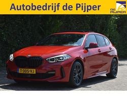 Rood Gebruikt 2023 BMW 120 Basis Hatchback | € 39.955 (Duur)