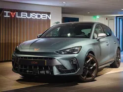 Grijs Gebruikt 2025 Cupra Leon VZ Hatchback | € 46.990