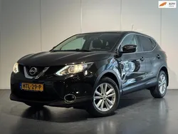 Zwart, metallic lak Gebruikt 2015 Nissan Qashqai Acenta SUV | € 10.850 (Goede deal)