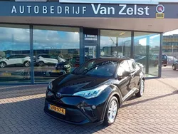 Zwart Gebruikt 2023 Toyota C-HR SUV | € 25.950 (Goede deal)