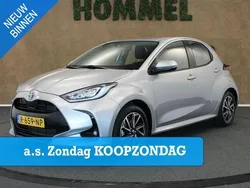Grijs Gebruikt 2022 Toyota Yaris Hatchback | € 22.950 (Eerlijke prijs)