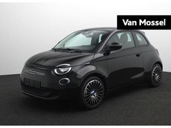 Zwart Nieuw 2025 Fiat 500e Hatchback | € 34.995