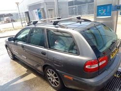Zilver Gebruikt 2001 Volvo V40 Stationwagen | € 650 (Super prijs)