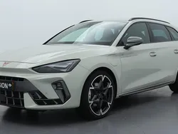 Grijs Gebruikt 2025 Cupra Leon Stationwagen | € 42.950
