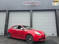 Rood Gebruikt 2010 Alfa Romeo Giulietta Quadrifoglio Verde Hatchback | € 11.499 (Iets duurder)
