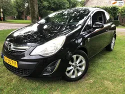 Zwart Gebruikt 2012 Opel Corsa Selection Hatchback | € 3.499 (Eerlijke prijs)