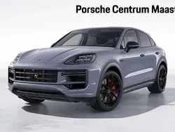 Grijs Gebruikt 2024 Porsche Cayenne Turbo E-Hybrid SUV | € 184.750