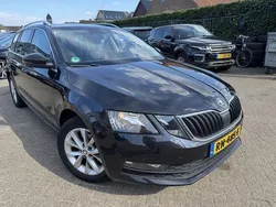 Zwart Gebruikt 2018 Skoda Octavia Business Line Stationwagen | € 9.950 (Super prijs)