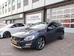 Blauw Gebruikt 2013 Volvo V60 R-Design Stationwagen | € 7.450 (Goede deal)