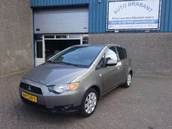 Grijs Gebruikt 2011 Mitsubishi Colt Edition Hatchback | € 2.450 (Eerlijke prijs)
