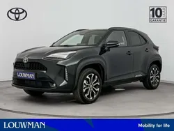 Zwart, metallic lak Nieuw 2025 Toyota Yaris Cross Edition SUV | € 33.939 (Iets duurder)