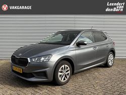 Grijs metallic Gebruikt 2022 Skoda Fabia Ambition Hatchback | € 15.495 (Eerlijke prijs)