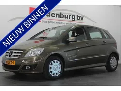 Bruin Gebruikt 2009 Mercedes B160 MPV | € 9.945 (Duur)