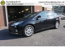 Zwart Gebruikt 2013 Ford Focus Titanium Hatchback | € 4.945 (Eerlijke prijs)