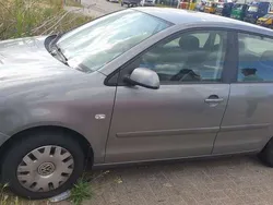 Zilver Gebruikt 2004 VW Polo Hatchback | € 500 (Goede deal)