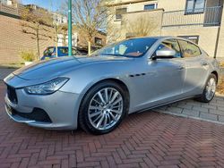 Grijs, metallic lak Gebruikt 2014 Maserati Ghibli Coupé | € 29.950 (Goede deal)