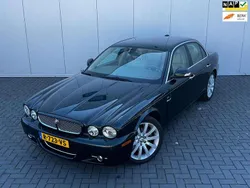Groen, metallic lak Gebruikt 2008 Jaguar XJ Sedan | € 22.995 (Super prijs)