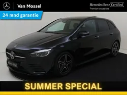 Grijs Gebruikt 2024 Mercedes B180 AMG line MPV | € 42.945 (Duur)